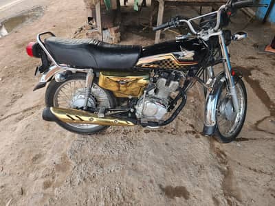 HONDA 125 SELFSTART GOLDEN EDDITION BLACK GOLDEN