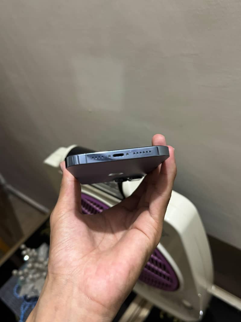 iPhone 13 Pro Max 6