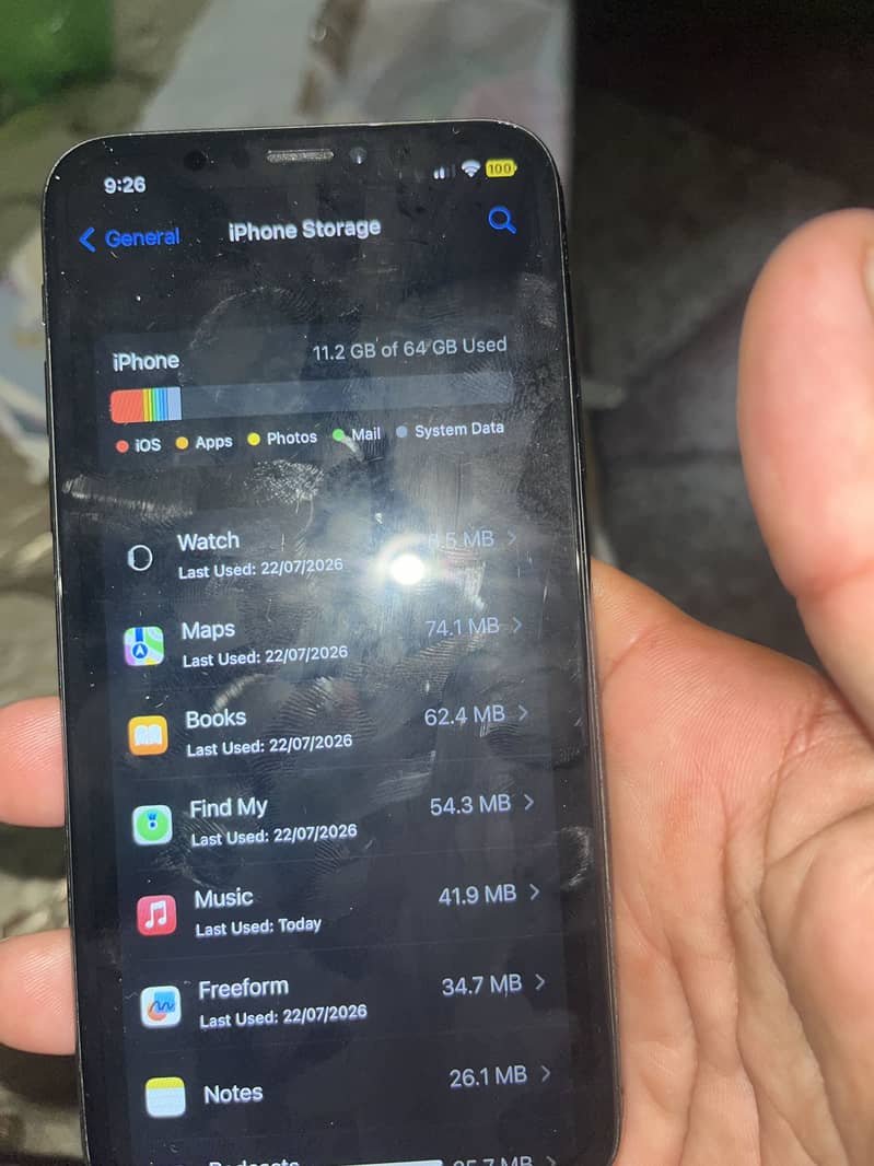 Apple iPhone X 4