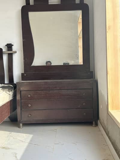 Habit just like new bed