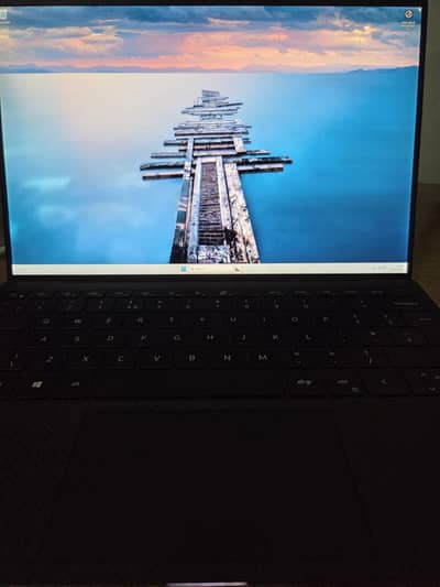 Dell XPS 13 9300 — i7 10th Gen / 16GB RAM / 512GB SSD FHD+ Laptop