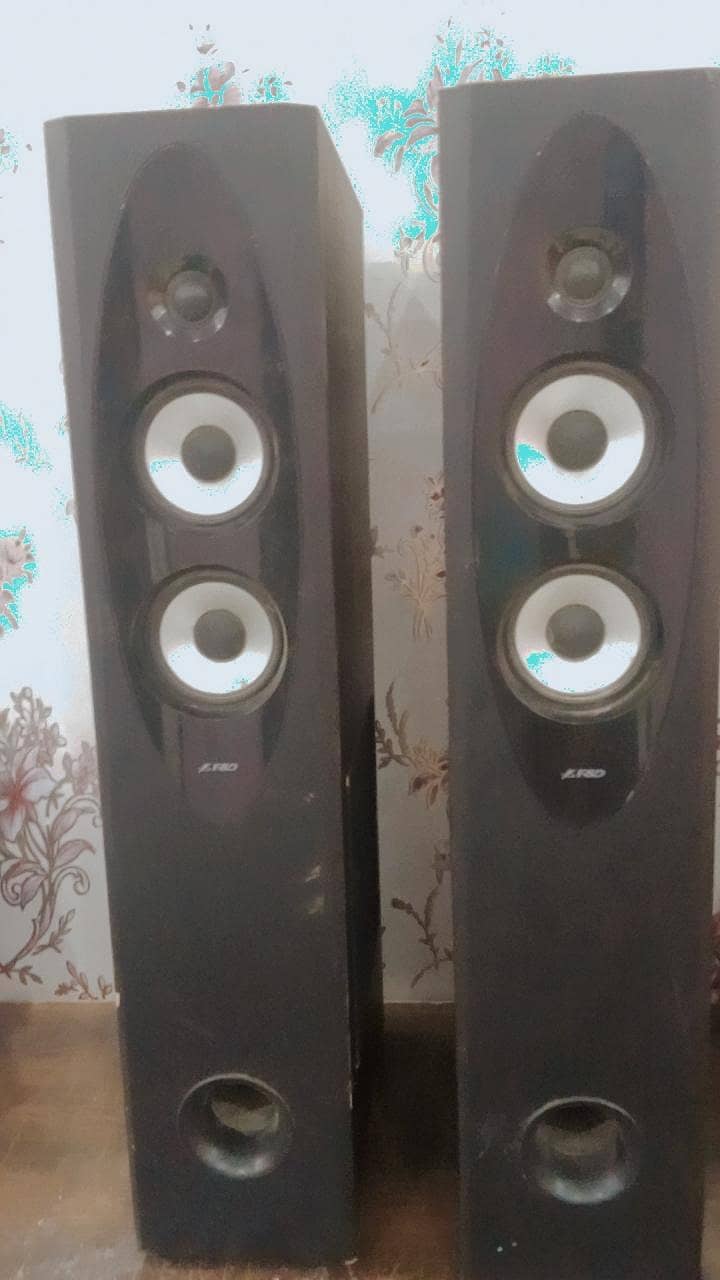 speakers 2
