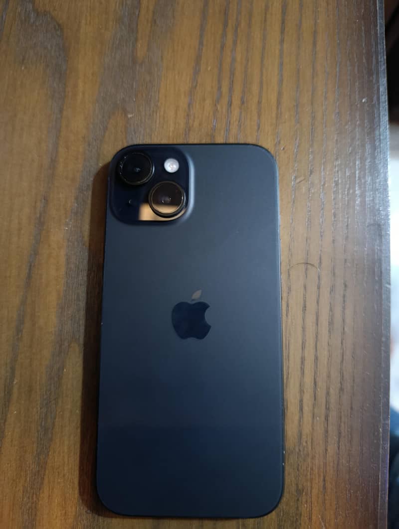 Apple iPhone 15 2