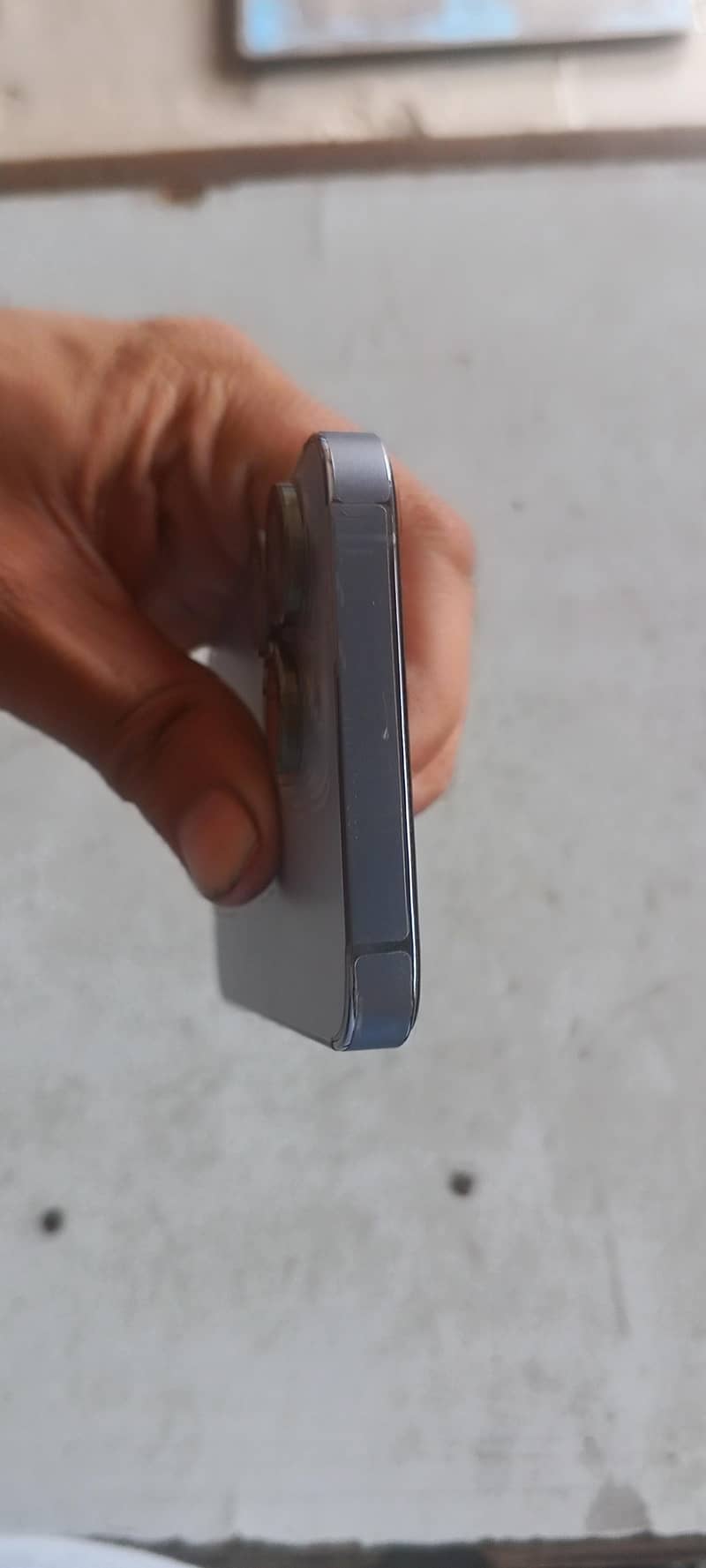 Apple iPhone 13 Pro 2