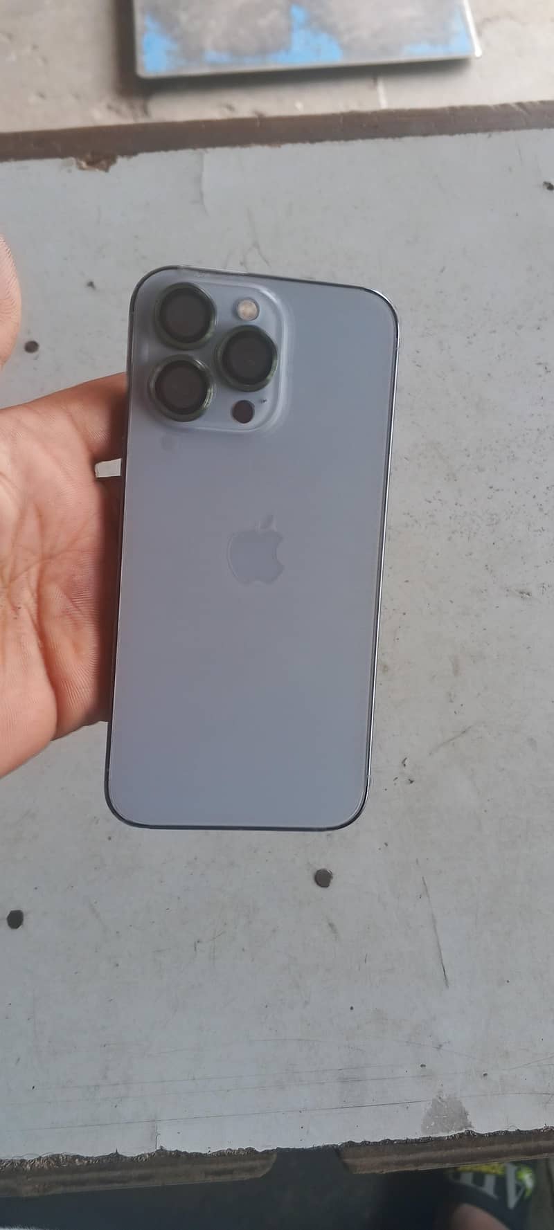 Apple iPhone 13 Pro 4
