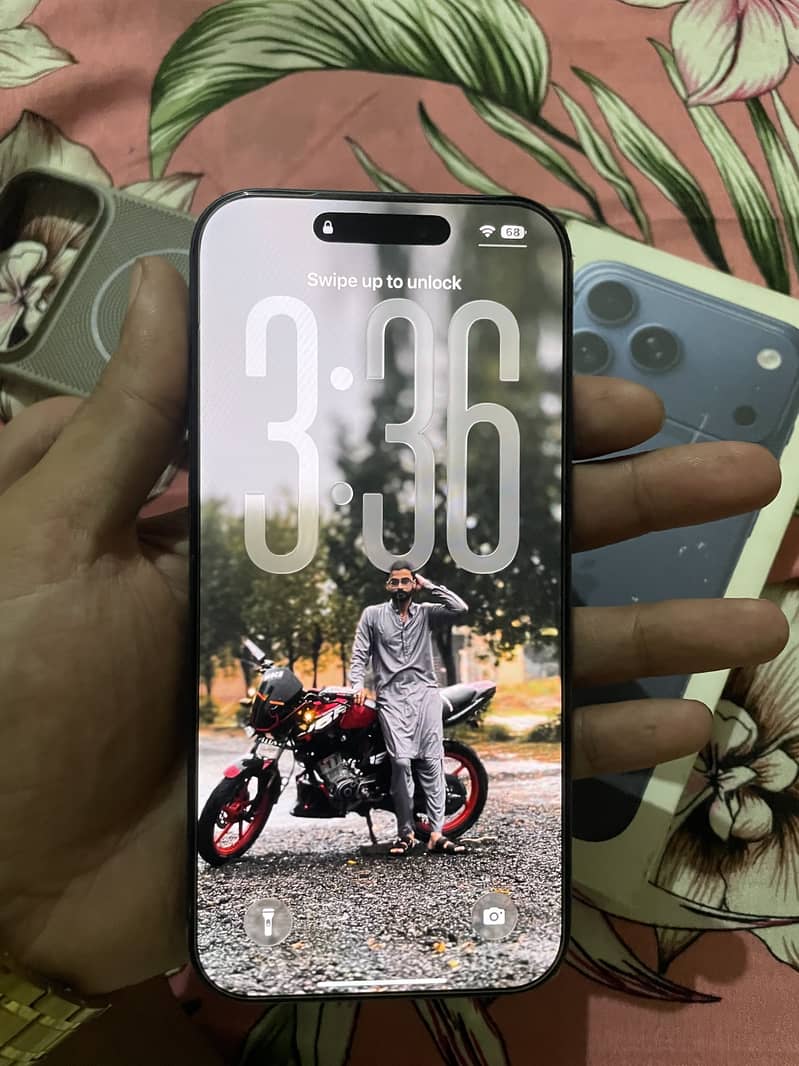 Apple iPhone 17 Pro Max 2
