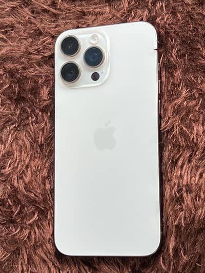Apple iPhone 16 Pro Max