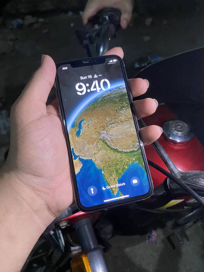 Apple iPhone X 1