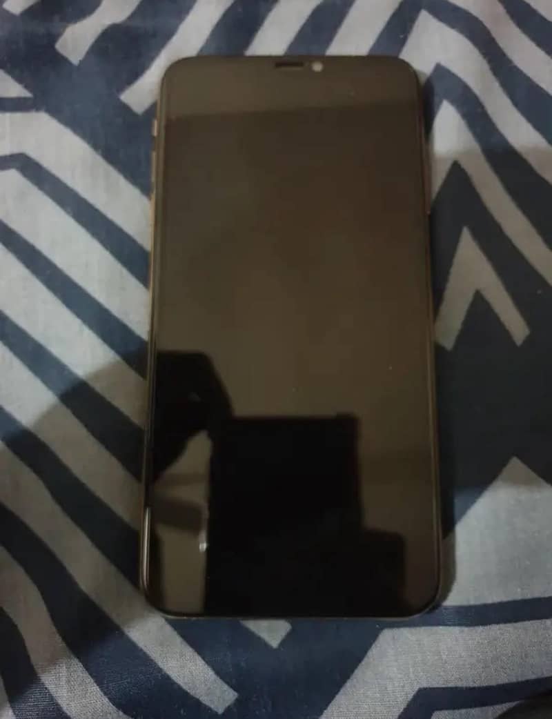 Apple iPhone XS Max 2