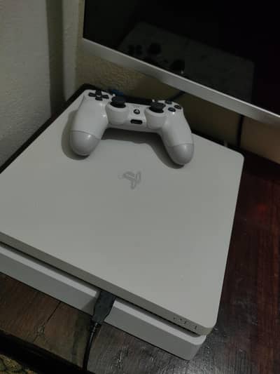Playstation 4 slim ps4 slim