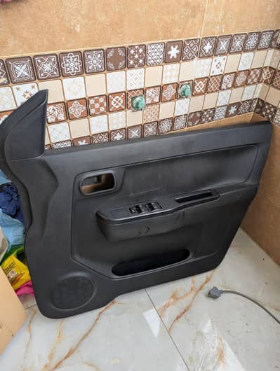suzuki alto driver side panel with automatic power buttons
