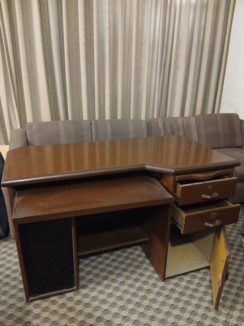 Wooden Computer and Study Table 1