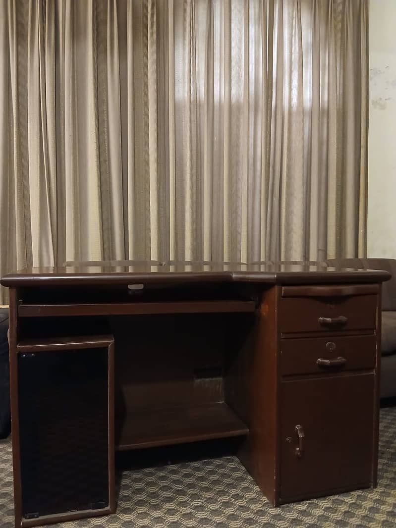 Wooden Computer and Study Table 2