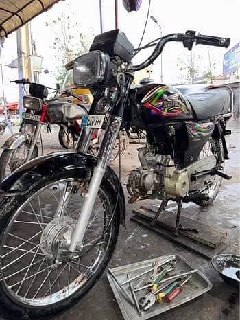 Automatic 70cc bike