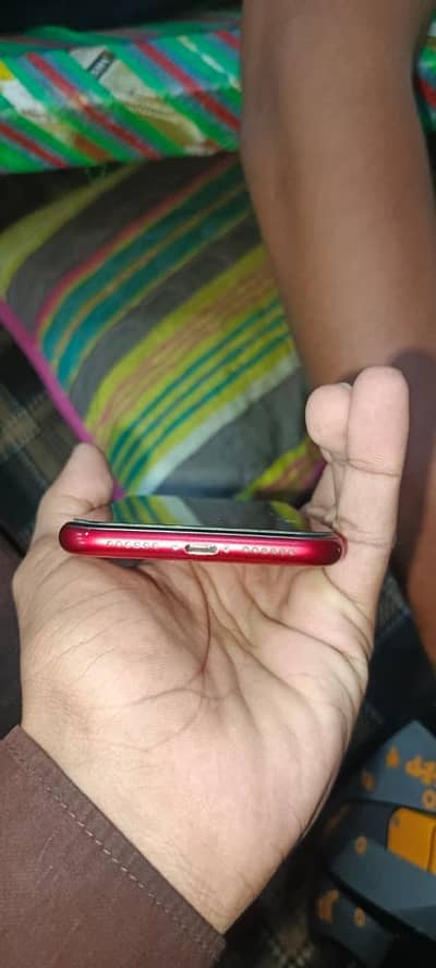 Apple iPhone XR