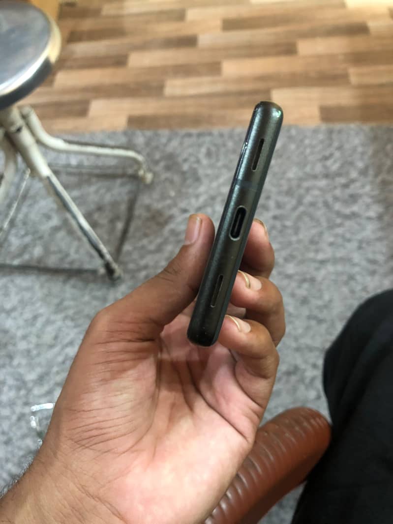 Google Pixel 6a 3