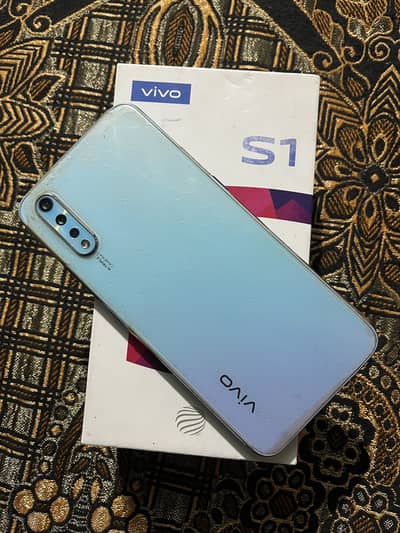 Vivo S1