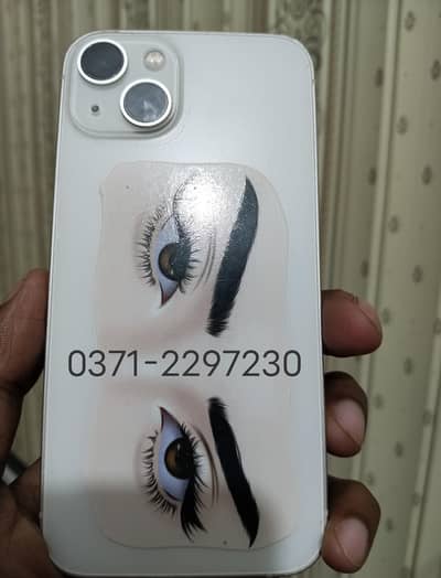 Apple iPhone 13