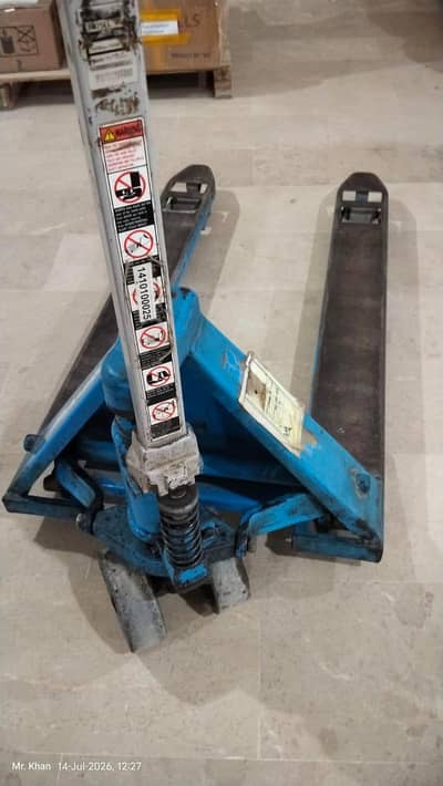 HAND PALLET TRUCK 3 ton