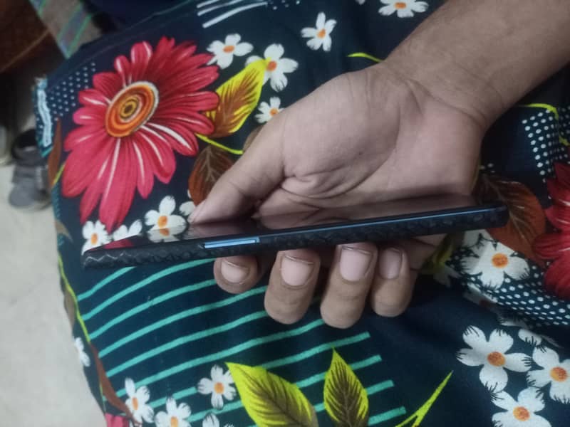 One Plus 9 5g 3