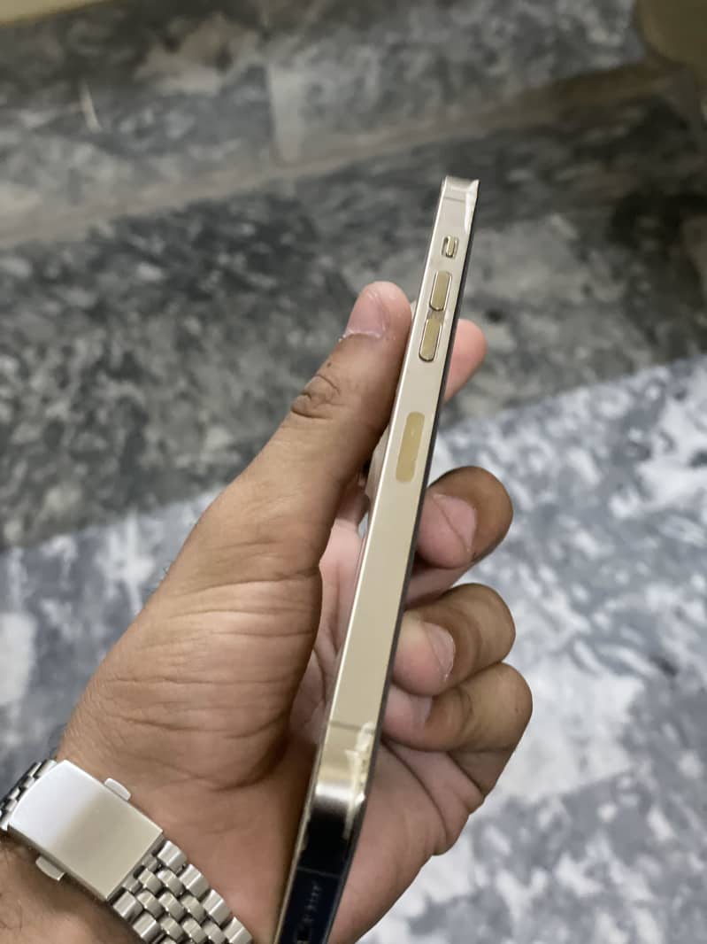 iphone 14 pro max 0
