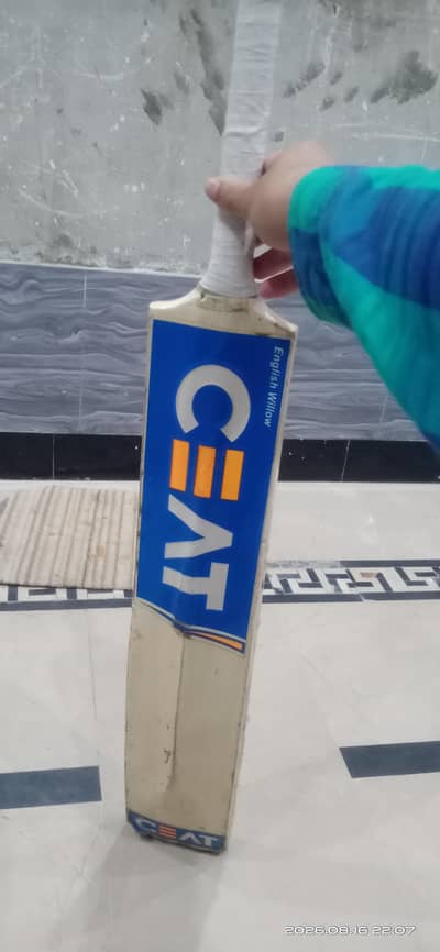 ceat cricket hard ball bat