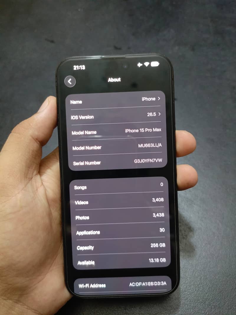 Apple iPhone 15 Pro Max 2