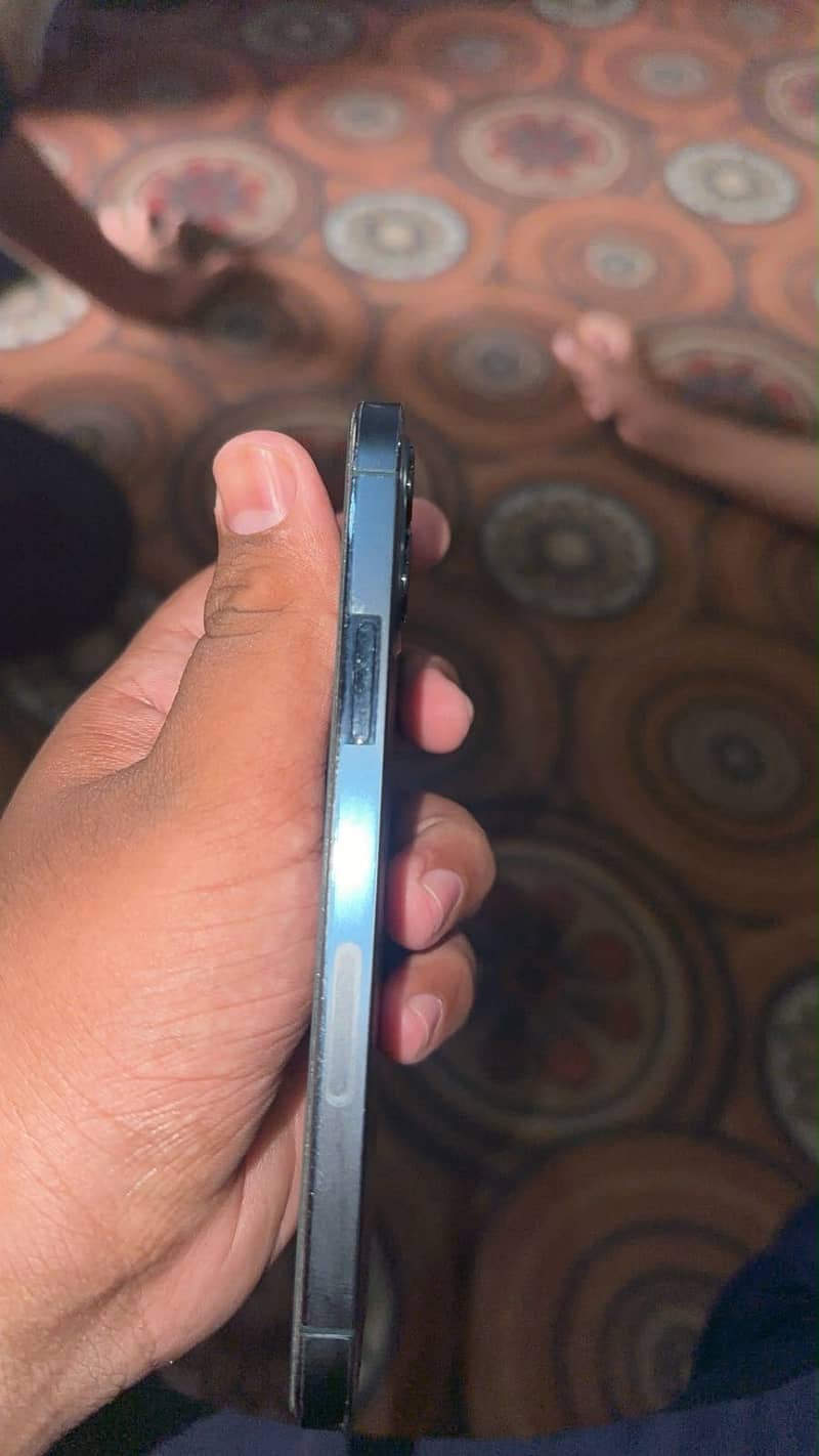 Apple iPhone 12 Pro 0