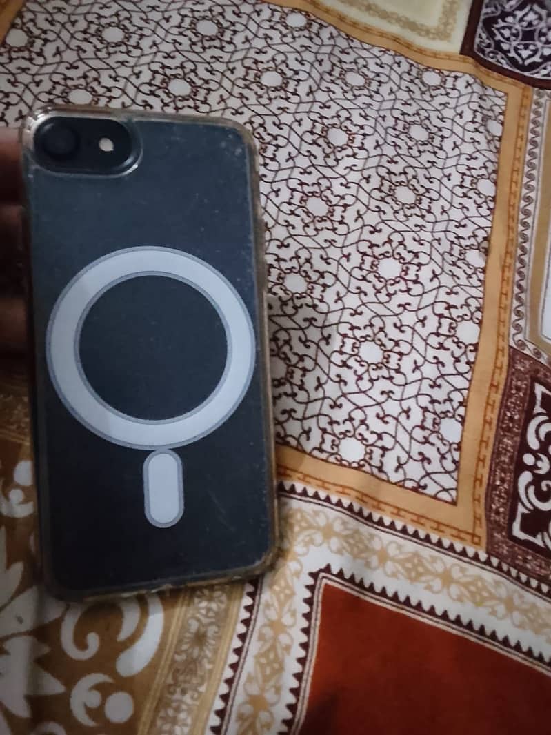 Apple iPhone 7 1