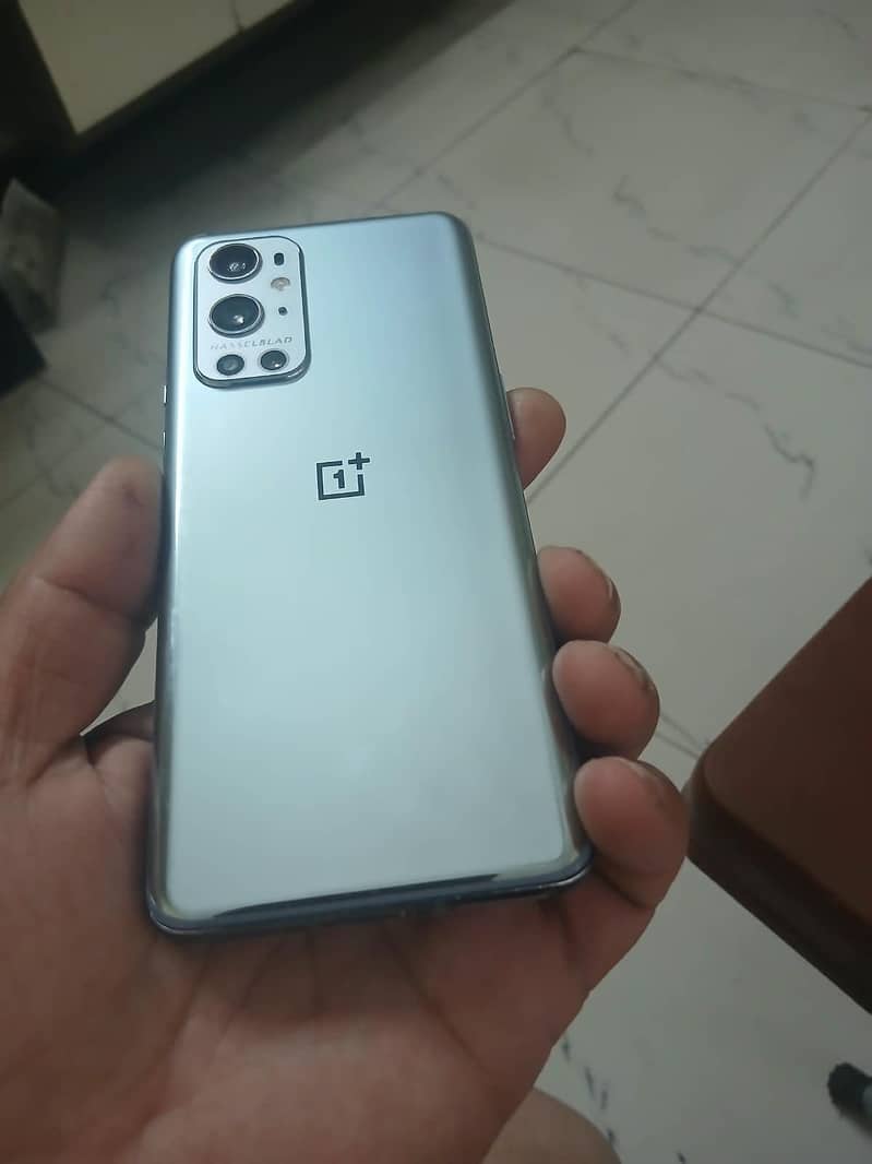 One Plus 9 Pro 5g 1