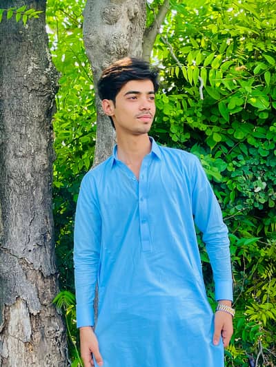 Age 18. education 12th