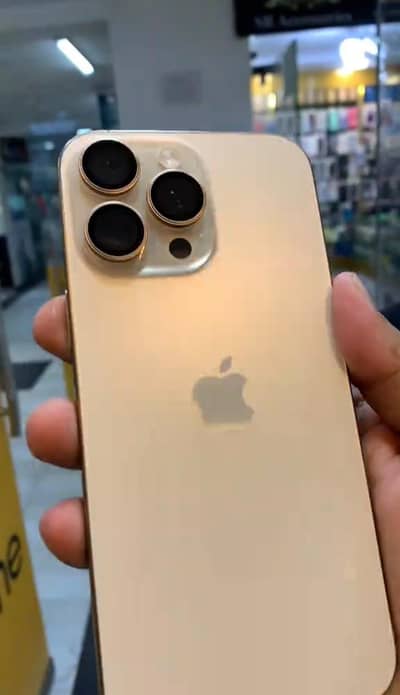 Apple iPhone 16 Pro Max