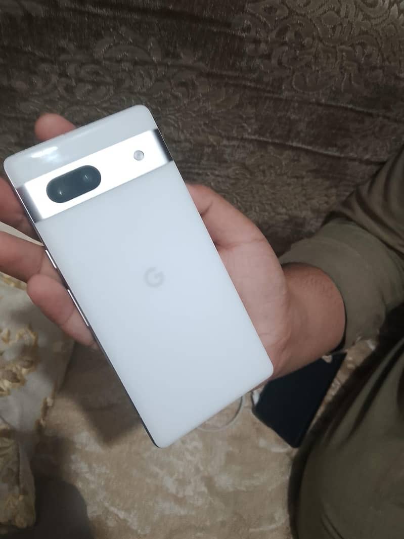 Google Pixel 7a 1
