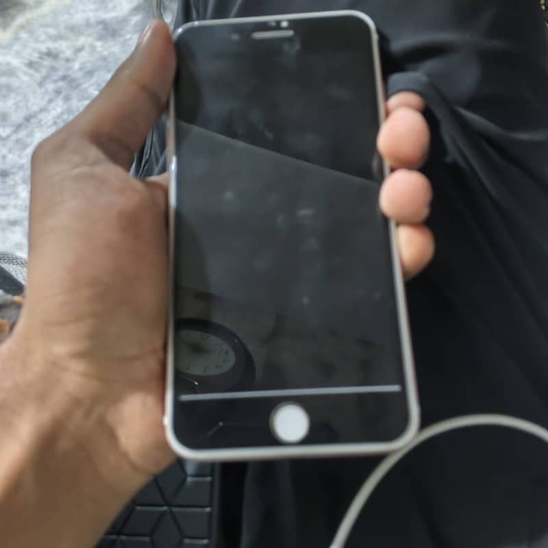 Apple iPhone 7 Plus 1