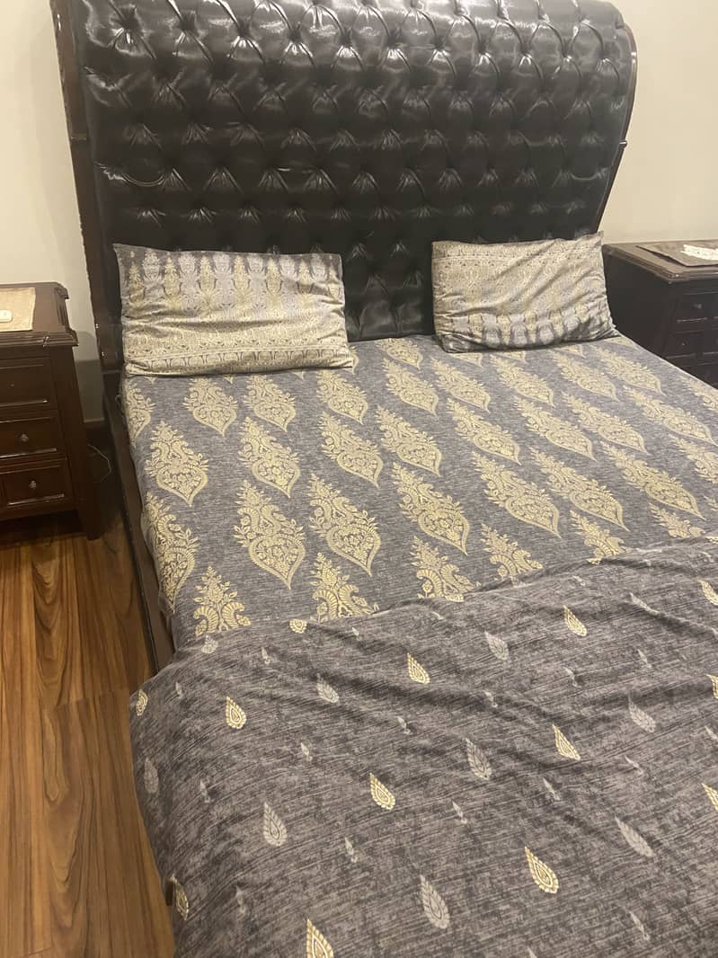 bedset side table dressing table 1