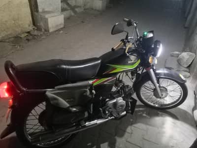Honda CD 70 model 2019 colour black