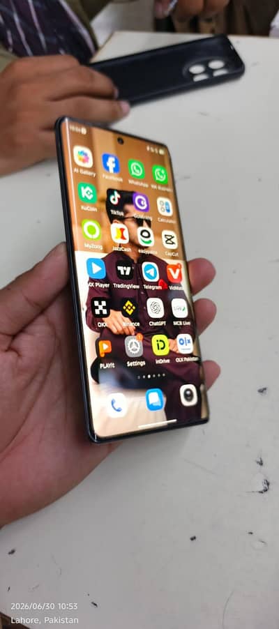 Tecno CAMON 30S
