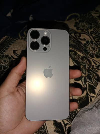 Apple iPhone 15 Pro Max