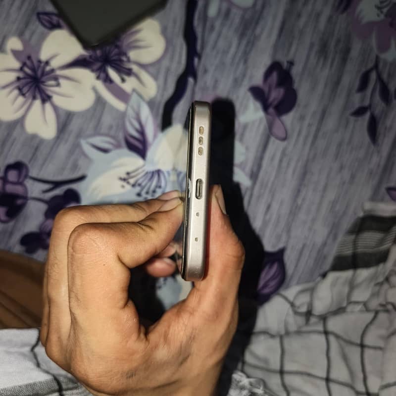 OPPO A6 4