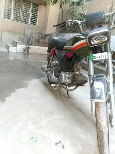 the bike urgent sale good engine good drive 03173091494