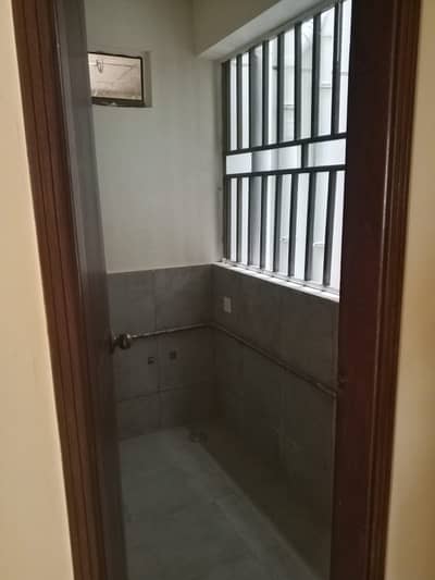 House for sale 240 sq yd