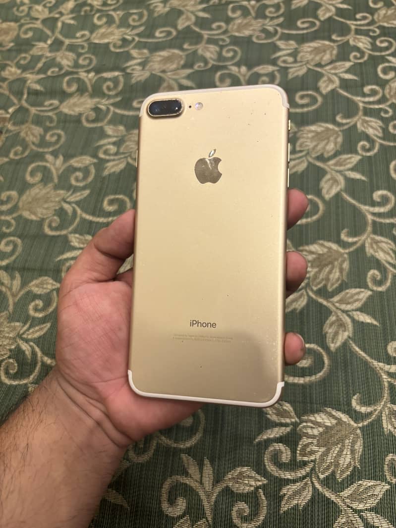 Apple iPhone 7 Plus 1