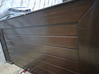 Heavy Wood single bed