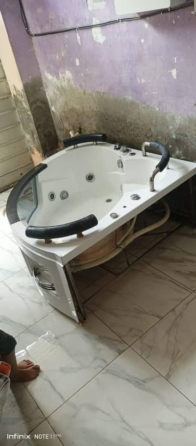 Bathtub 03104477623