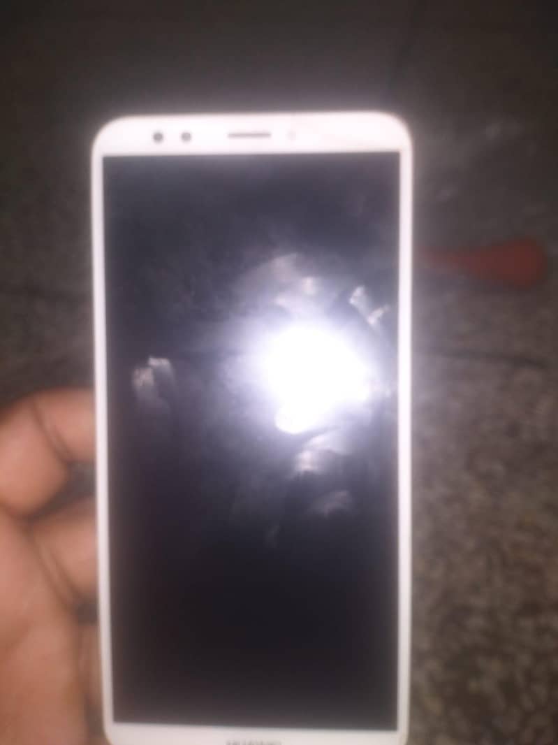 Huawei Y7 0