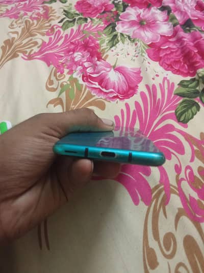 aquos sharp r3