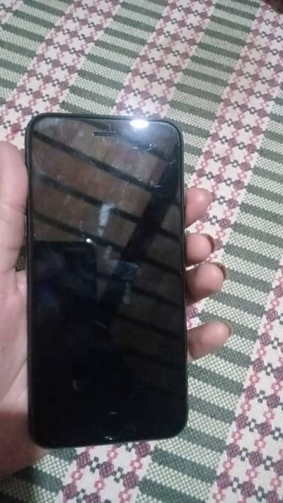 Apple iPhone 7