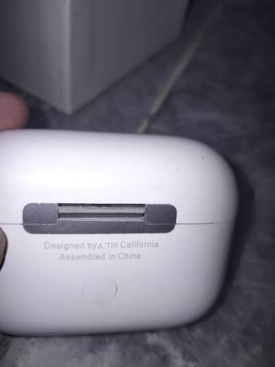 Apple brand new original airbords pro 2