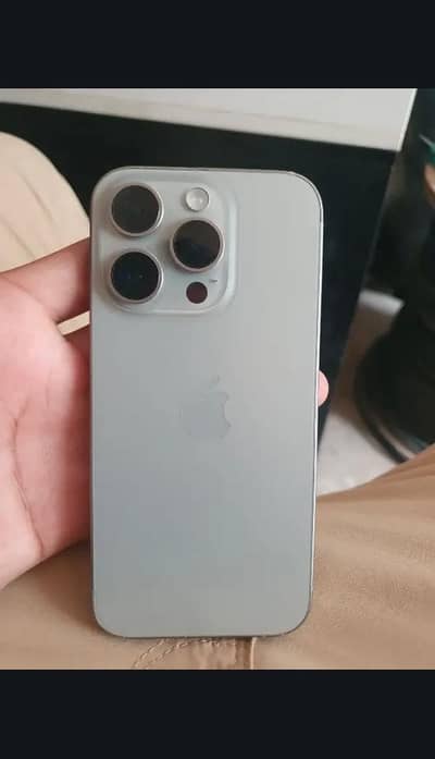 Apple iPhone 15 Pro