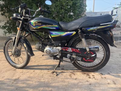 United 100 cc available for sell